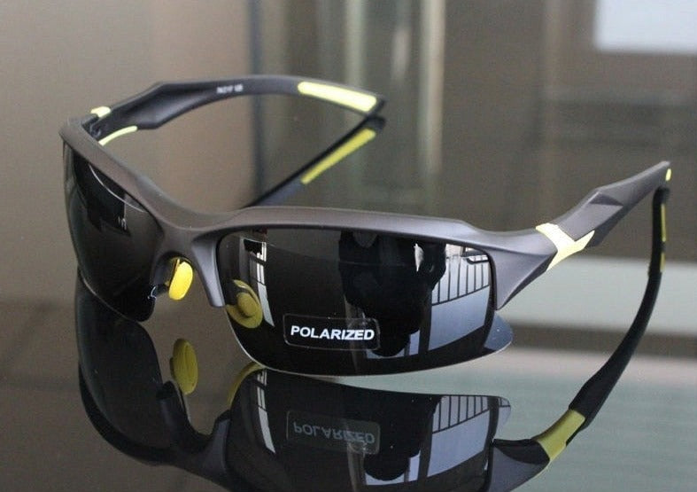 Black and yellow Comaxsun Outdoor Sport sunglasses