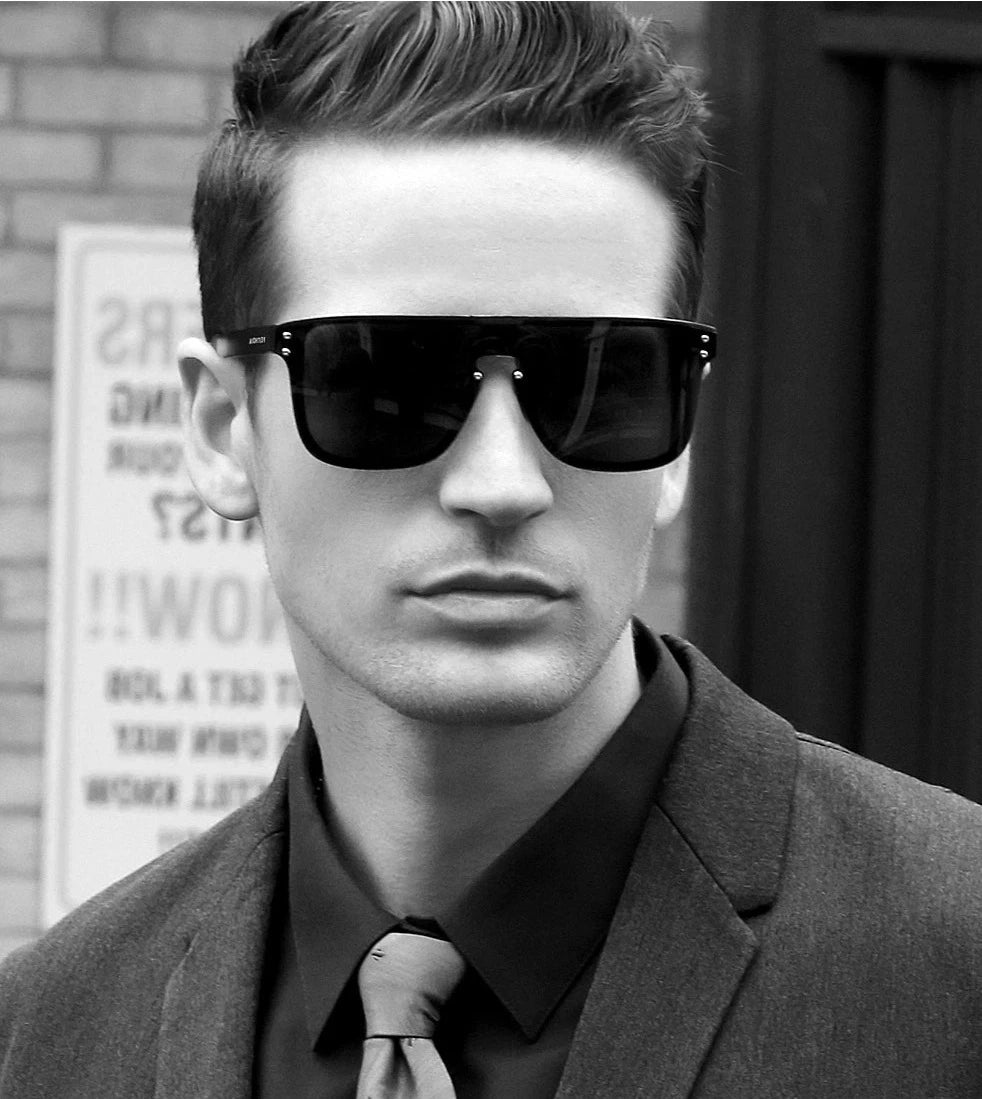 Male model wearing Veithdia Single-Lens sunglasses